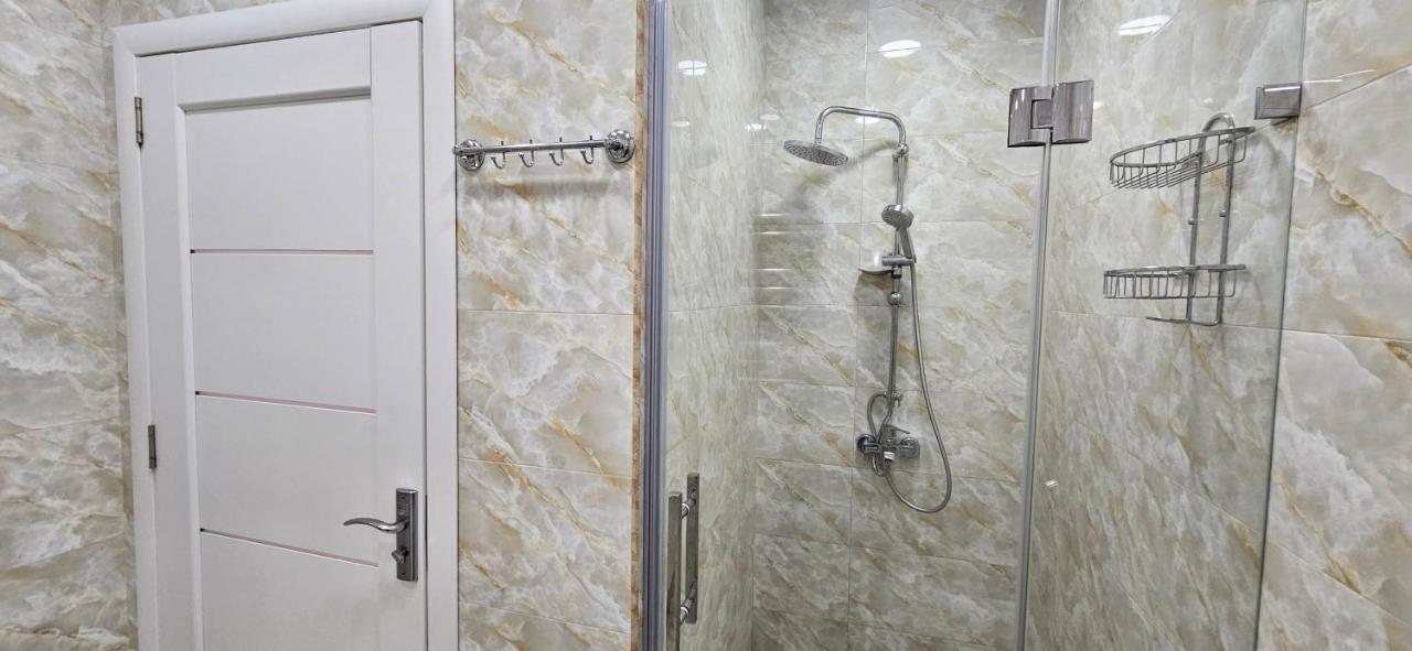 Park Azure Comfortable Apartment Bakoe Buitenkant foto