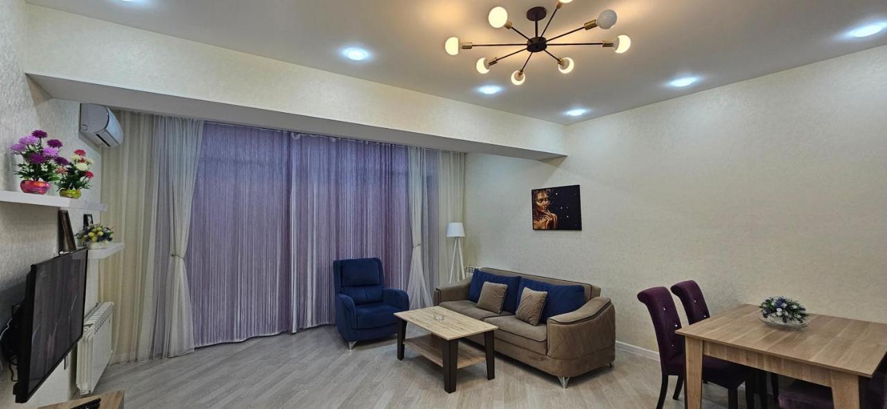 Park Azure Comfortable Apartment Bakoe Buitenkant foto