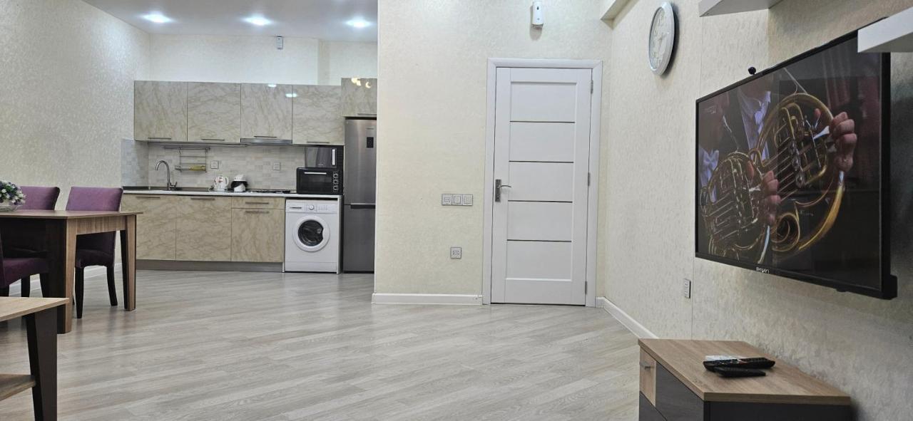 Park Azure Comfortable Apartment Bakoe Buitenkant foto