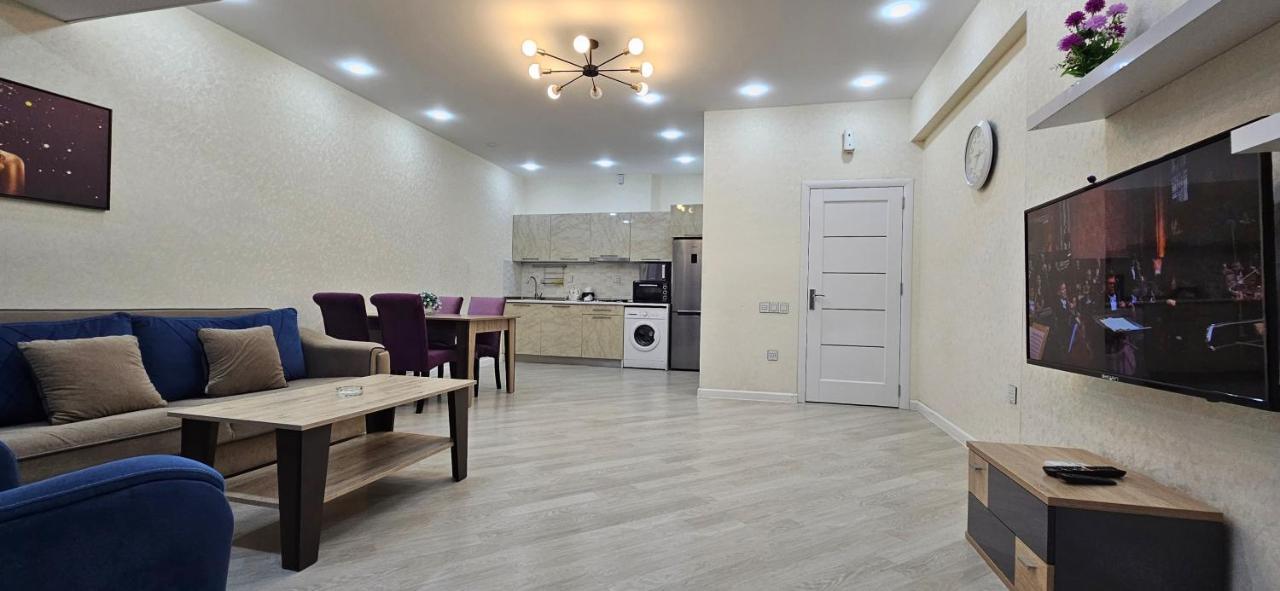 Park Azure Comfortable Apartment Bakoe Buitenkant foto
